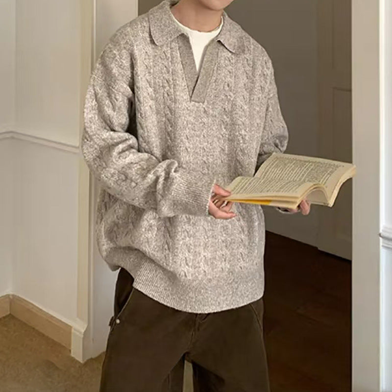 Suéter versátil para hombre de color sólido con diseño de dos piezas simuladas; estilo invernal, elegante y desenfadado.